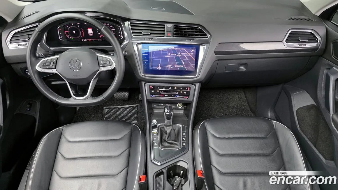 Volkswagen Tiguan — фото 9