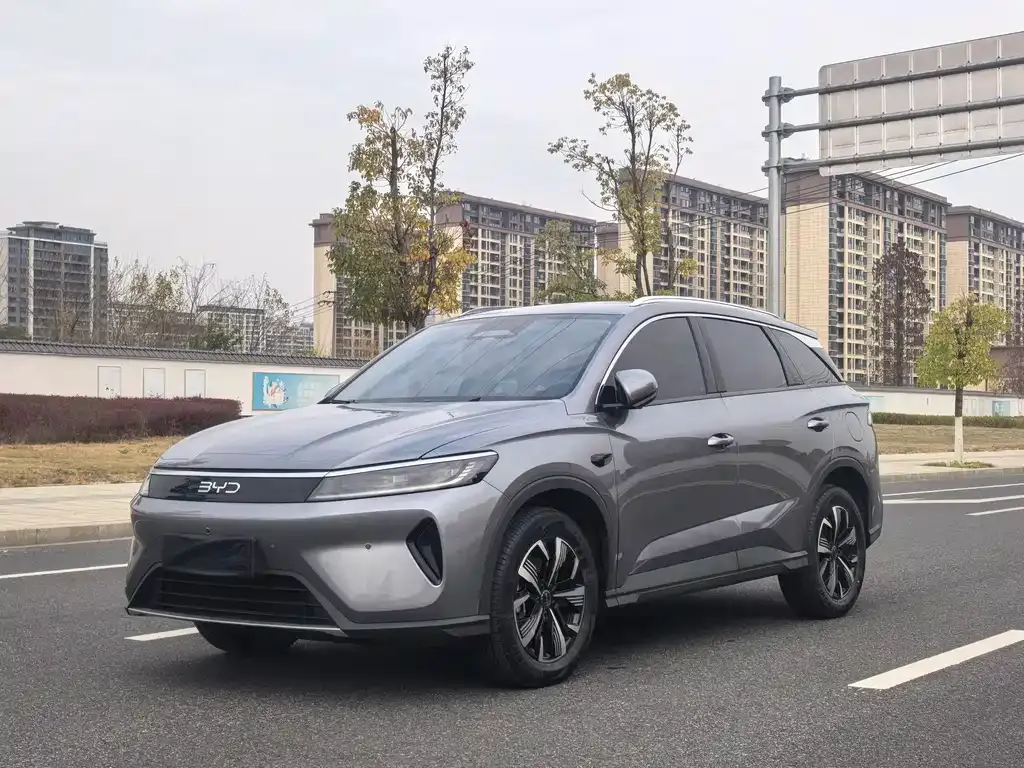 BYD Seal 05 DM-i — фото 1