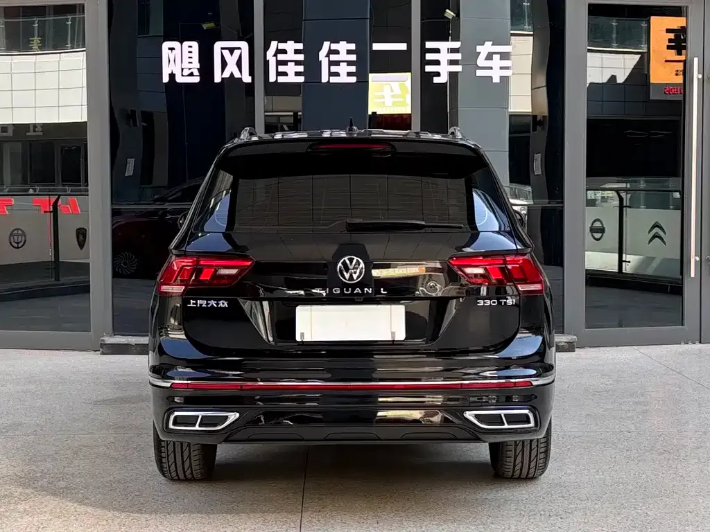 Volkswagen Tiguan L — фото 4
