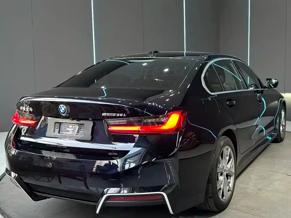 BMW i3 — фото 4