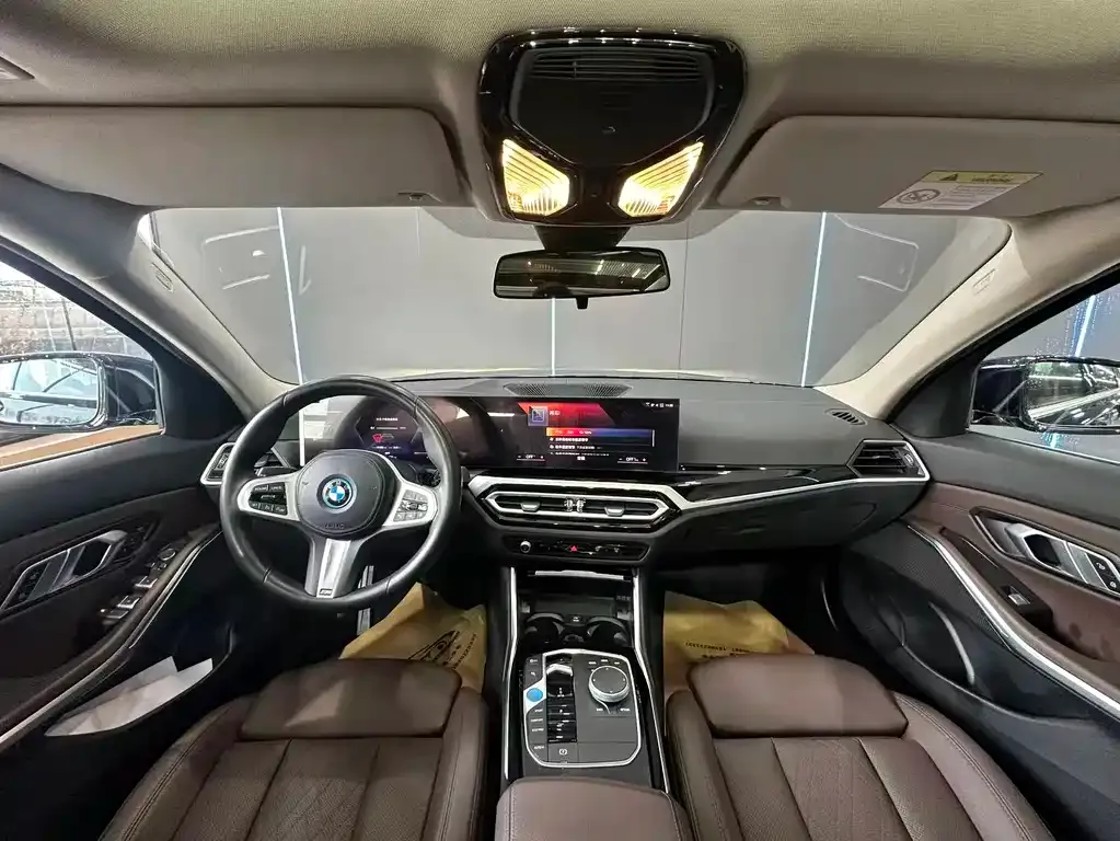 BMW i3 — фото 8
