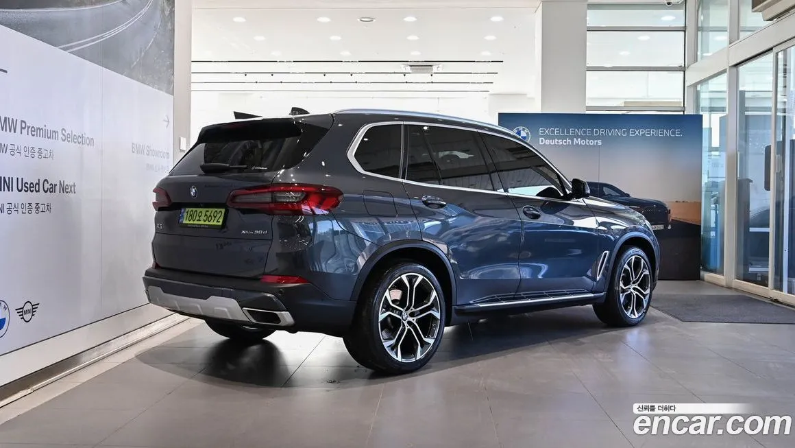 BMW X5 — фото 5
