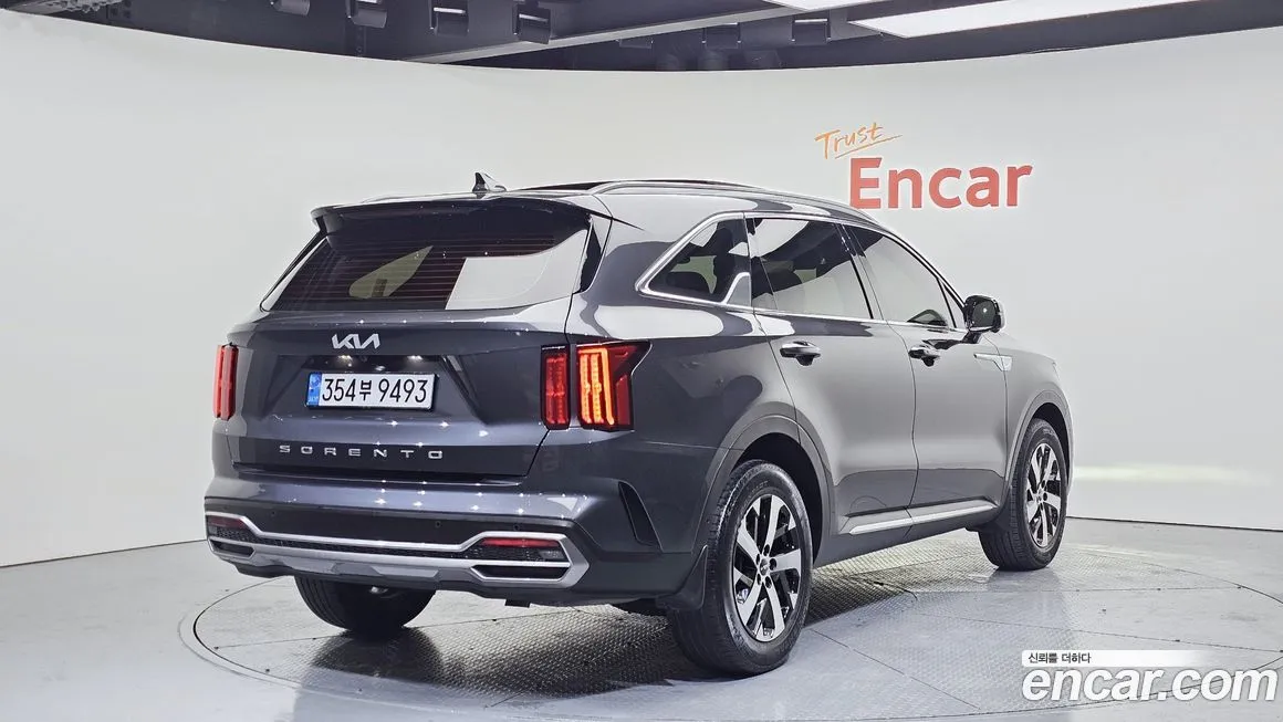 Kia Sorento — фото 5