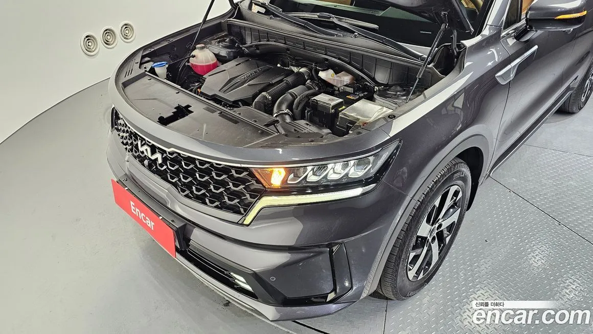 Kia Sorento — фото 6