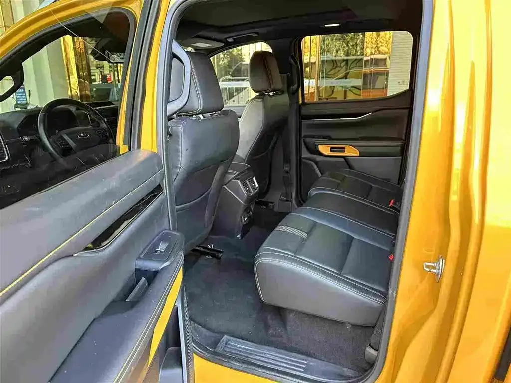 Ford Ranger — фото 10