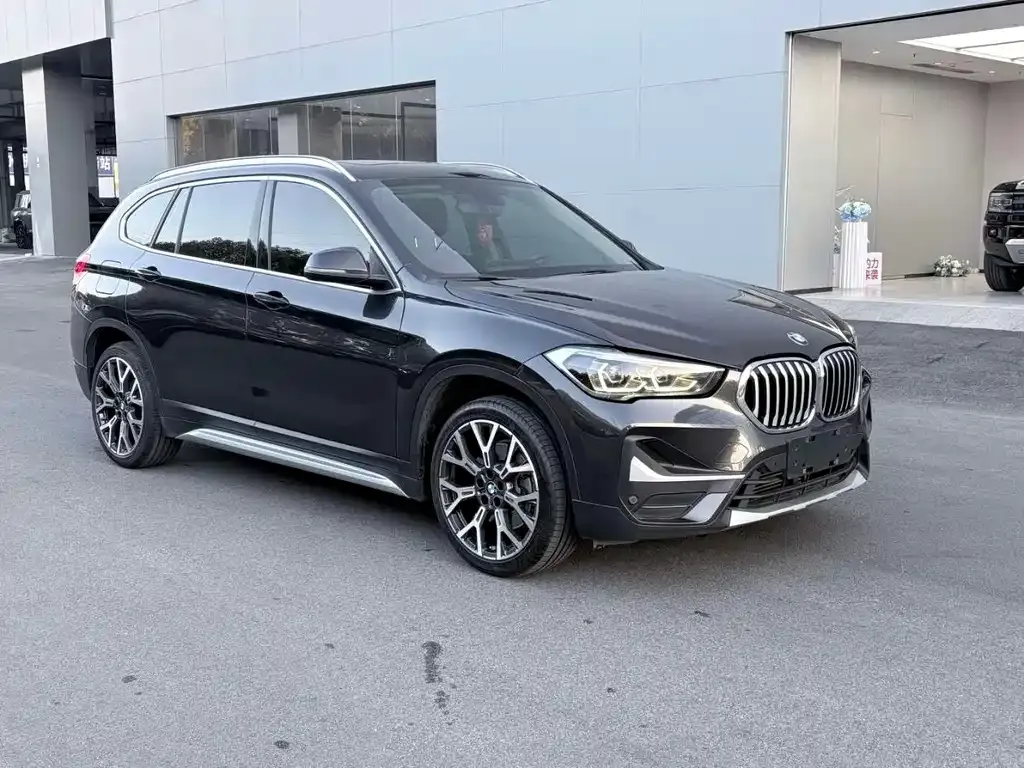 BMW X1 — фото 3