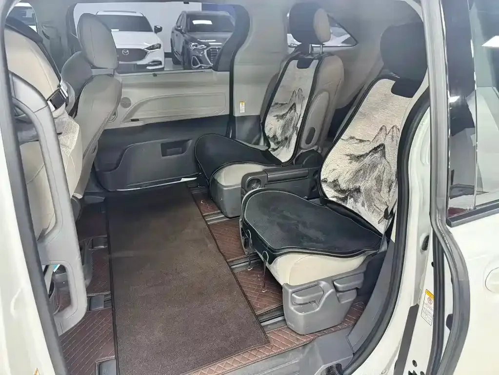 Subaru Forester — фото 6
