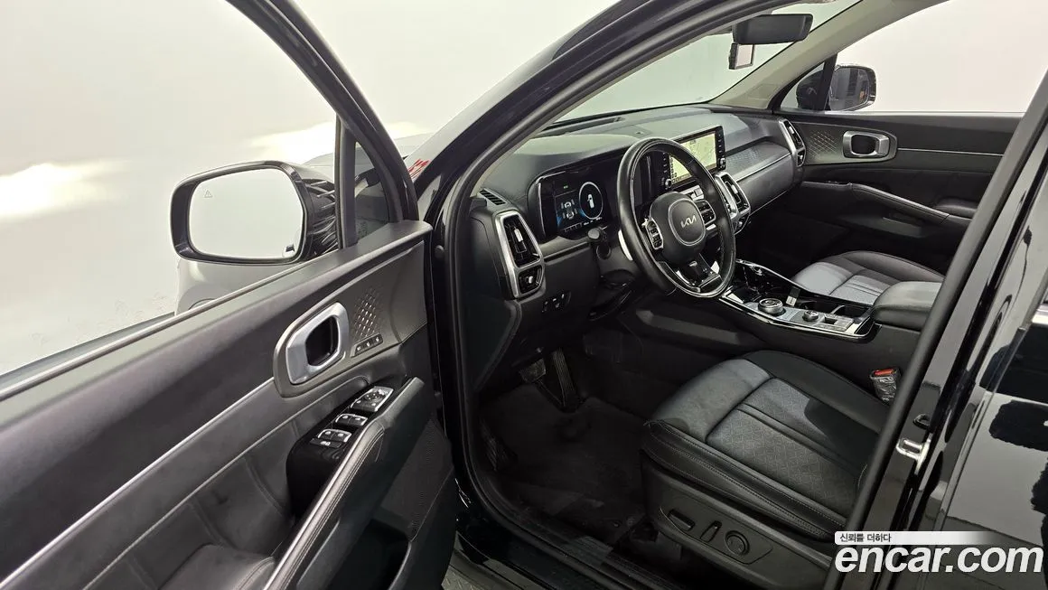 Kia Sorento — фото 8