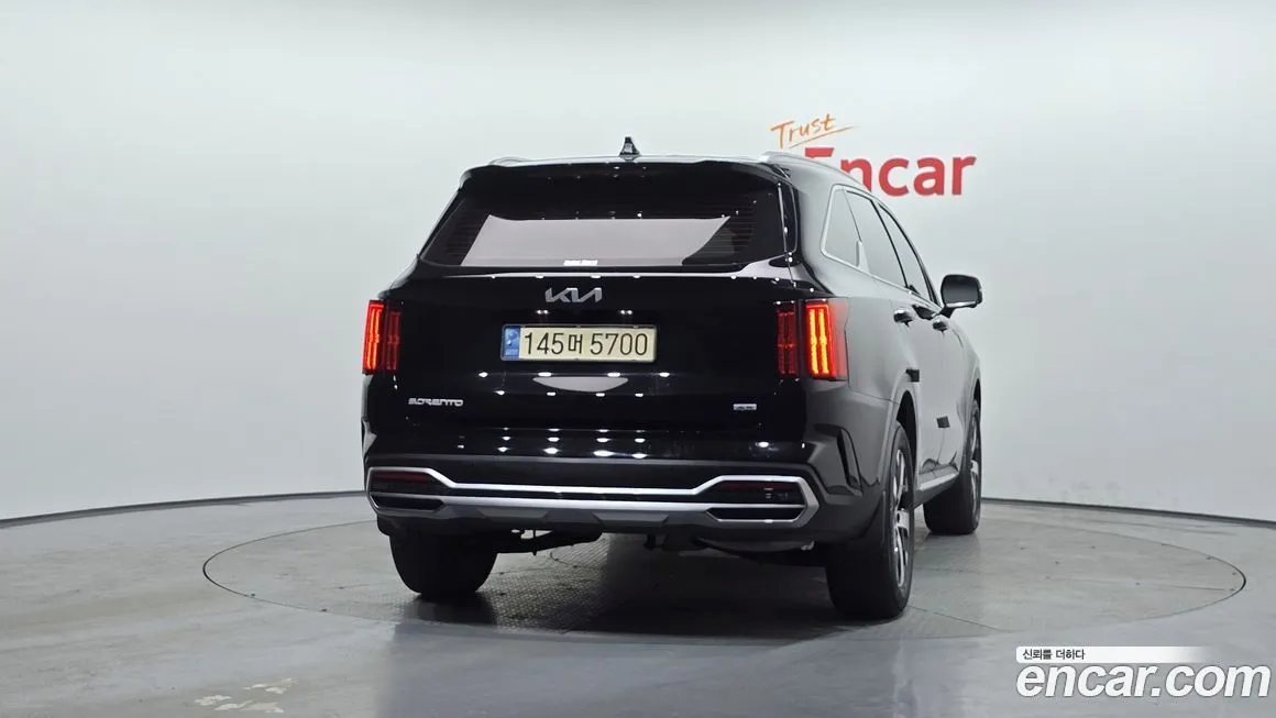 Kia Sorento — фото 4