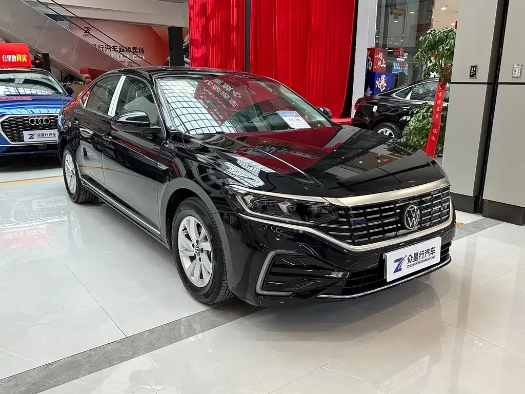 Volkswagen Passat New Energy — фото 4