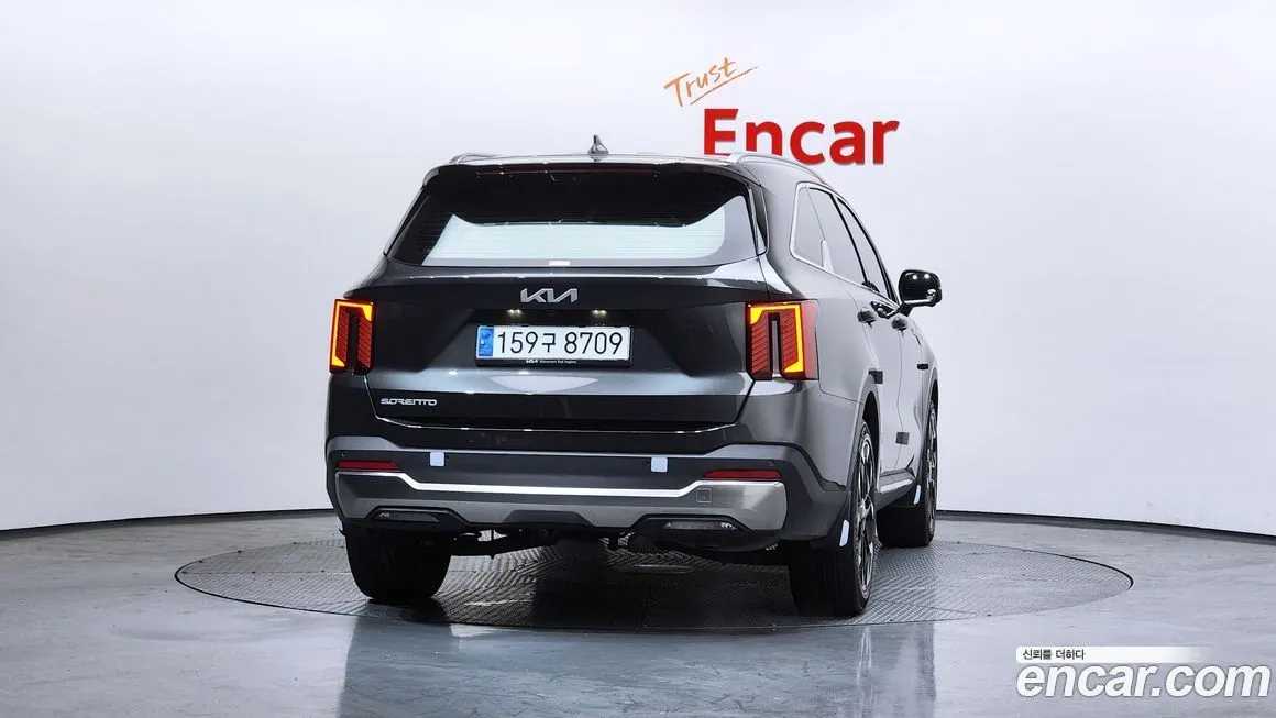 Kia Sorento — фото 3