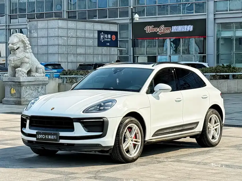 Porsche Macan — фото 1