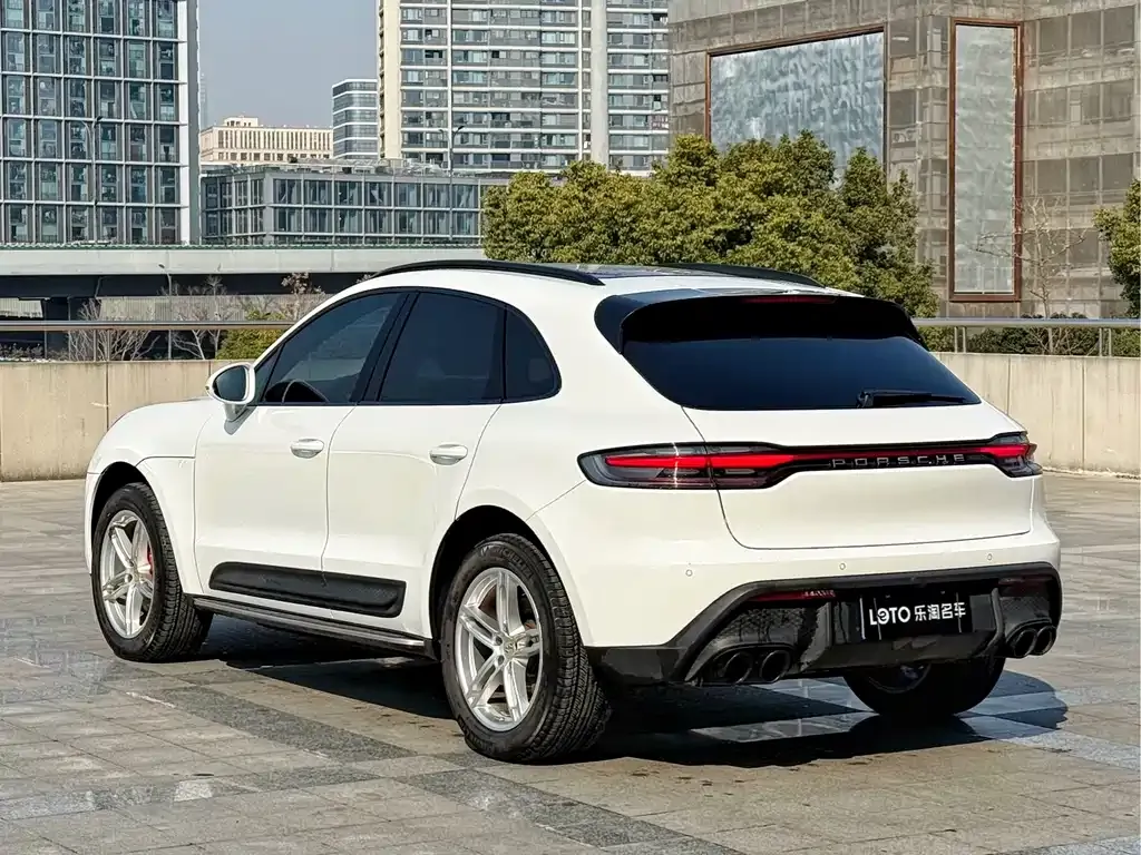Porsche Macan — фото 9