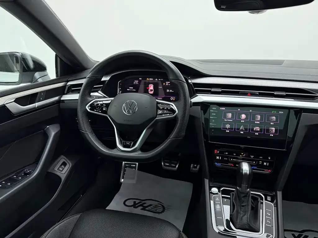 Volkswagen CC — фото 10