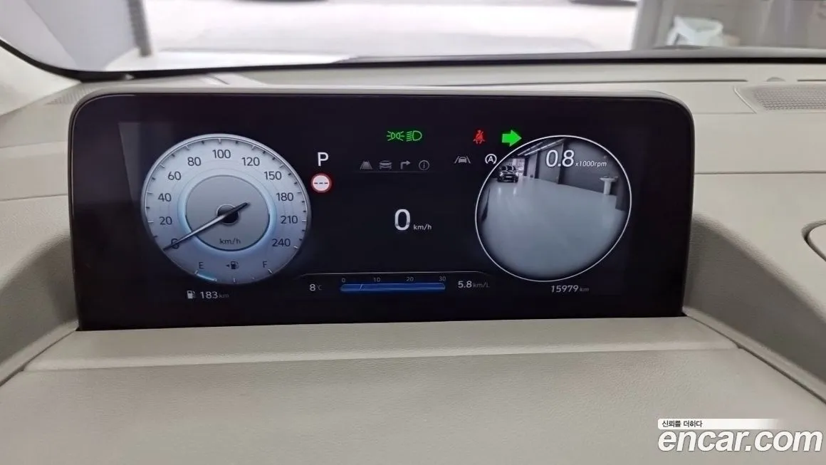 Hyundai Staria — фото 3