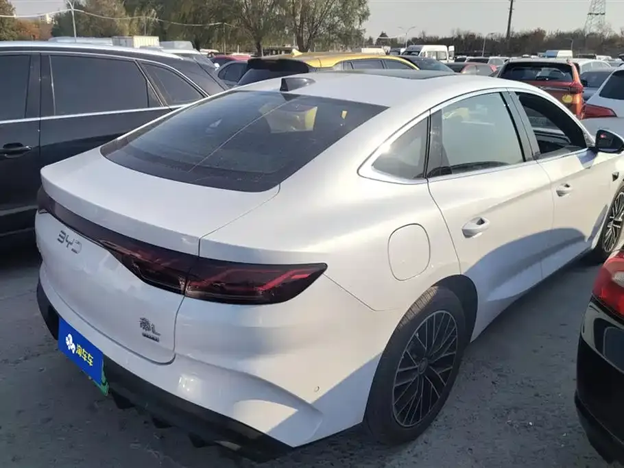 BYD Qin L — фото 4