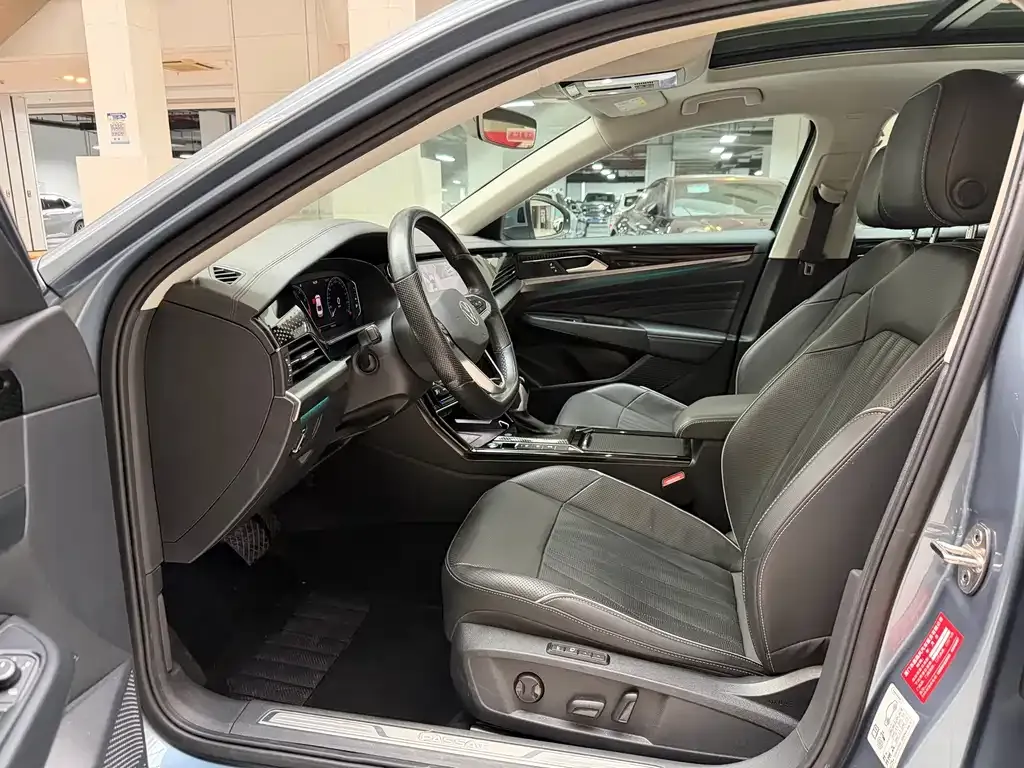 Volkswagen Passat — фото 9
