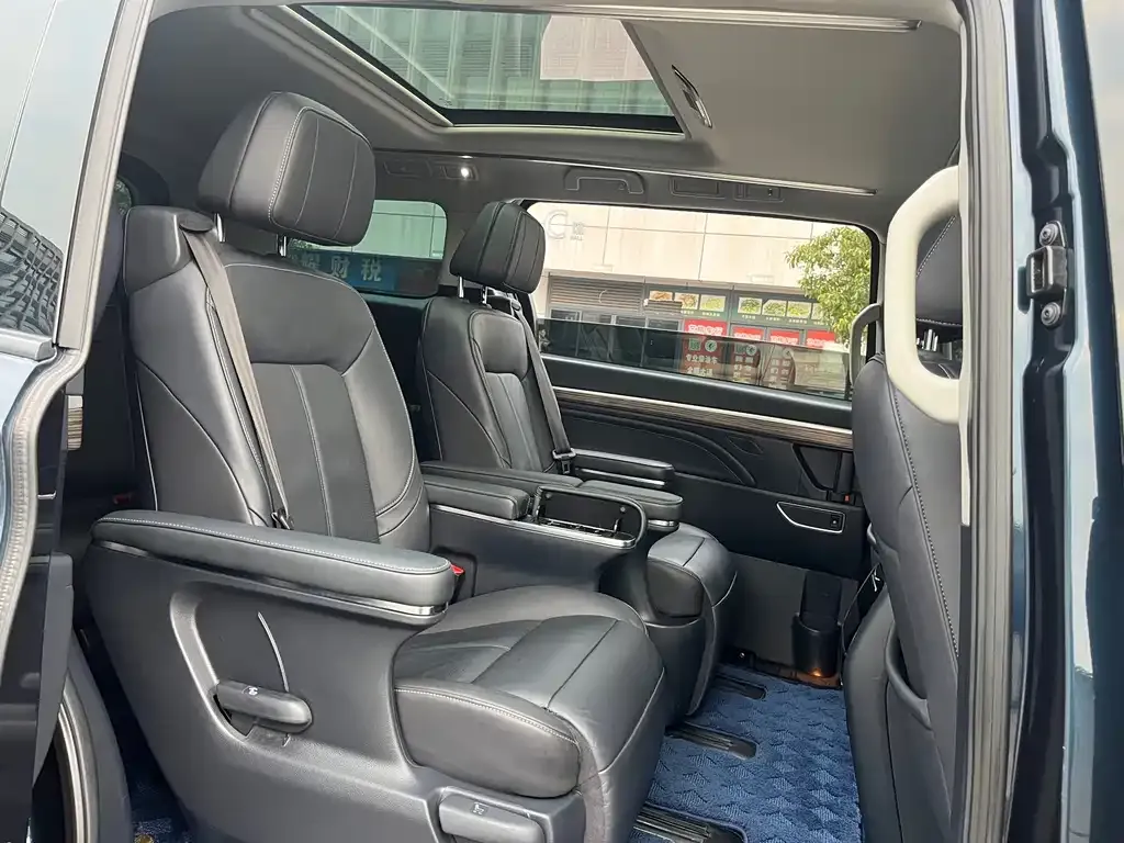 GAC Motor Trumpchi M8 — фото 10