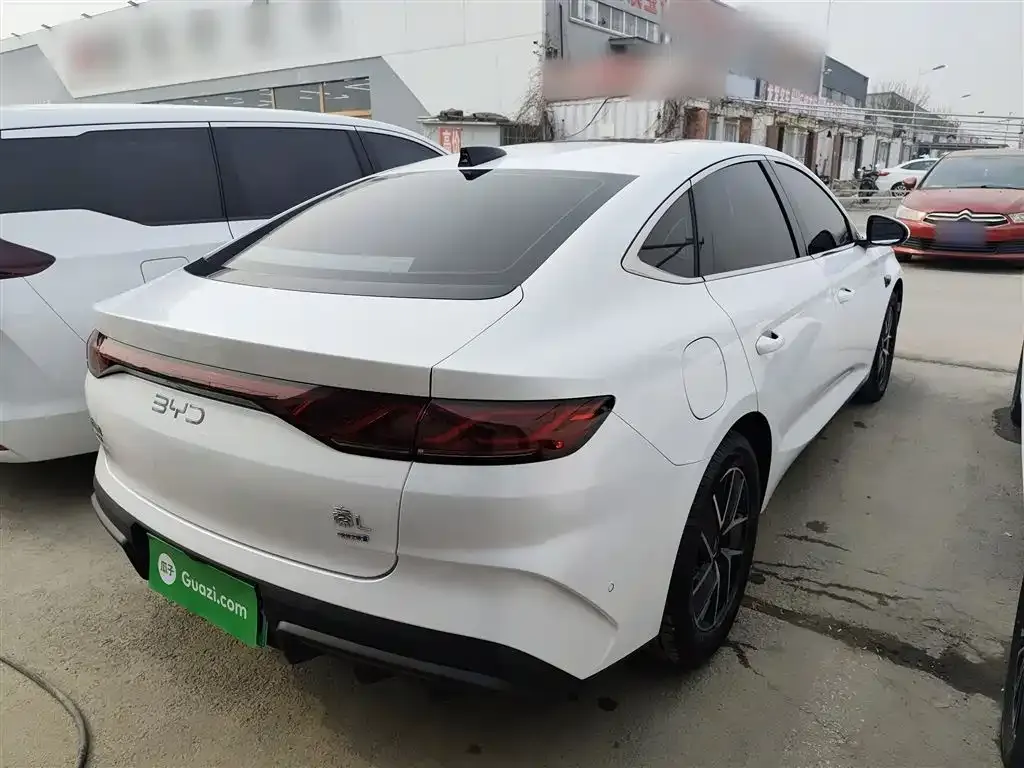 BYD Qin L — фото 3