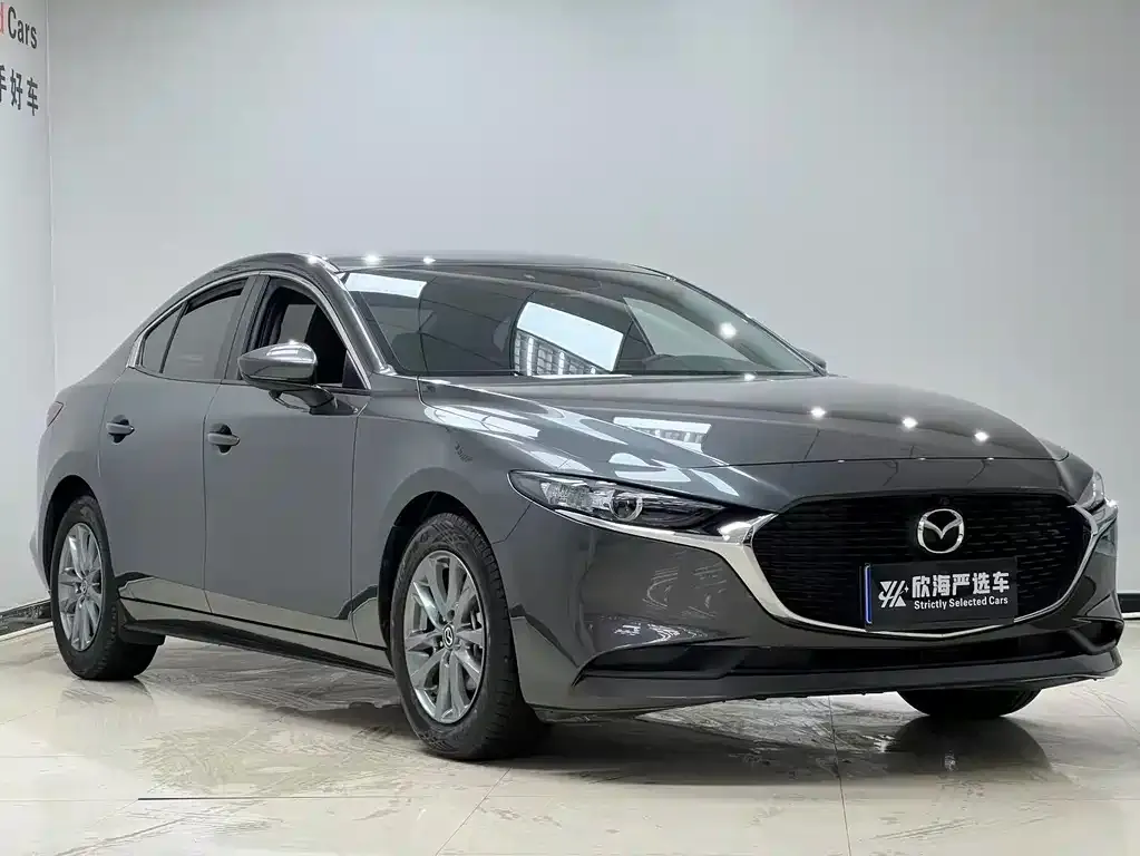 Mazda 3 Axela — фото 3