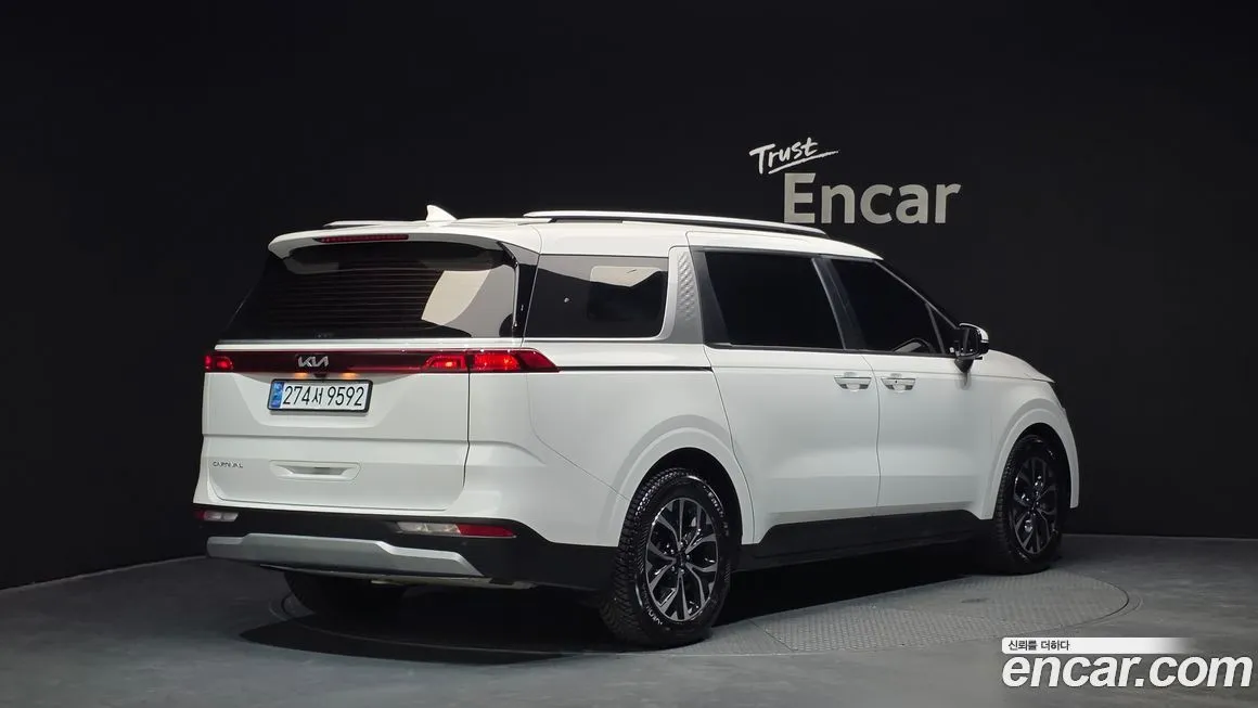 Kia Carnival — фото 2