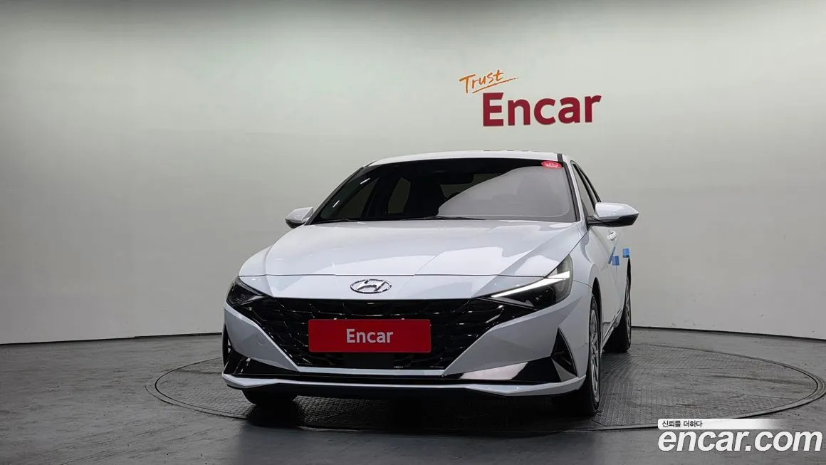 Hyundai AVANTE — фото 3