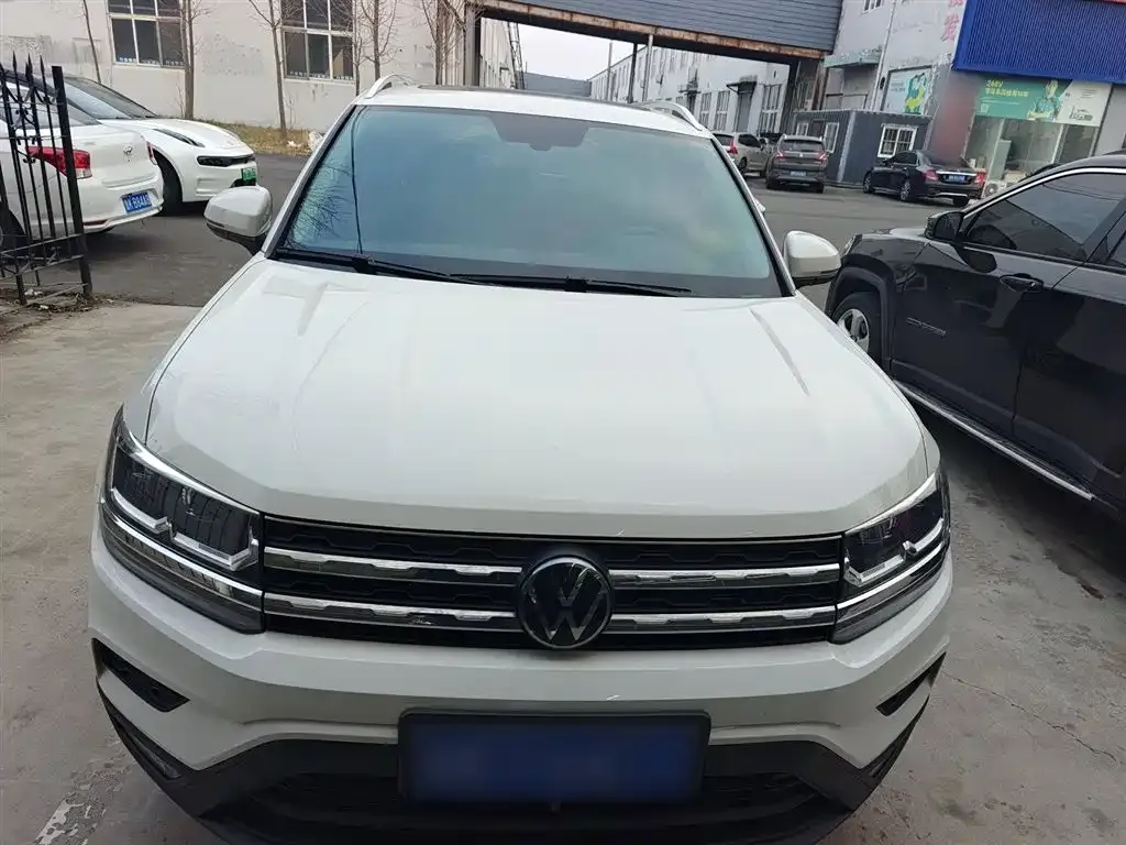 Volkswagen Tharu — фото 4