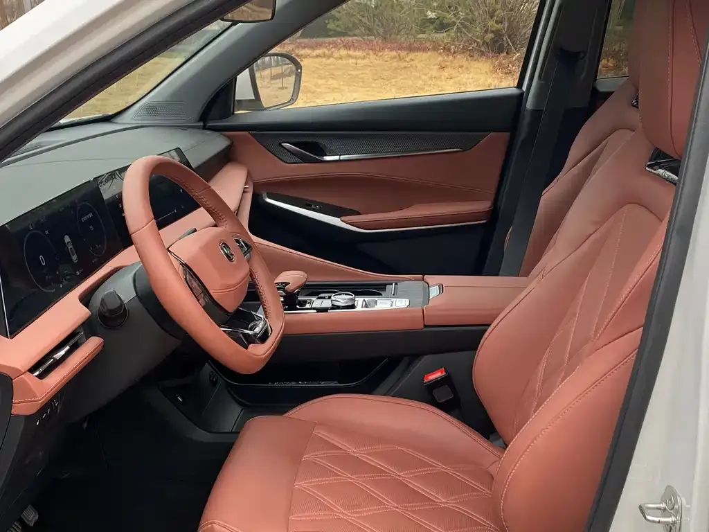 Changan CS75 PLUS iDD — фото 3
