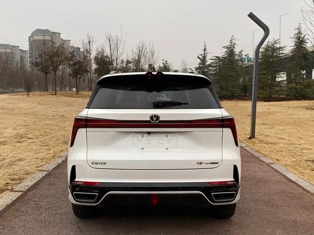 Changan CS75 PLUS iDD — фото 7