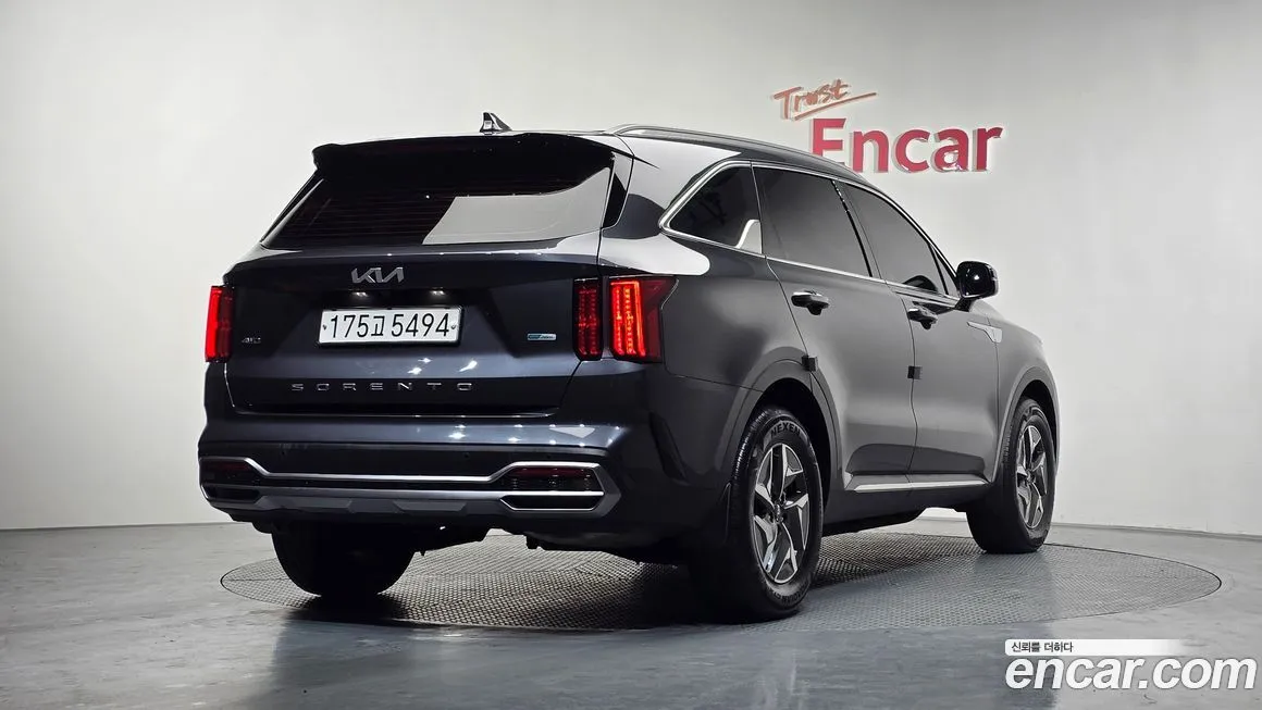 Kia Sorento — фото 9