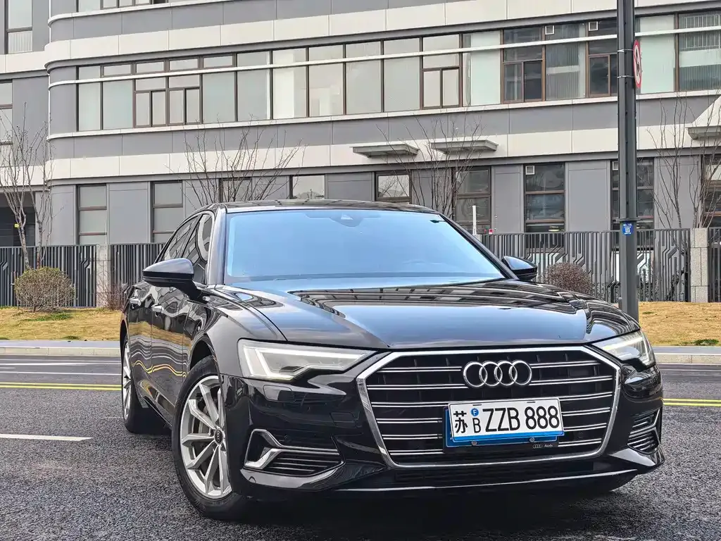 Audi A6L — фото 7