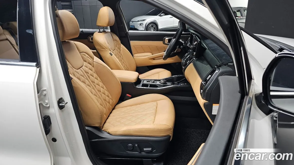 Kia Sorento — фото 10