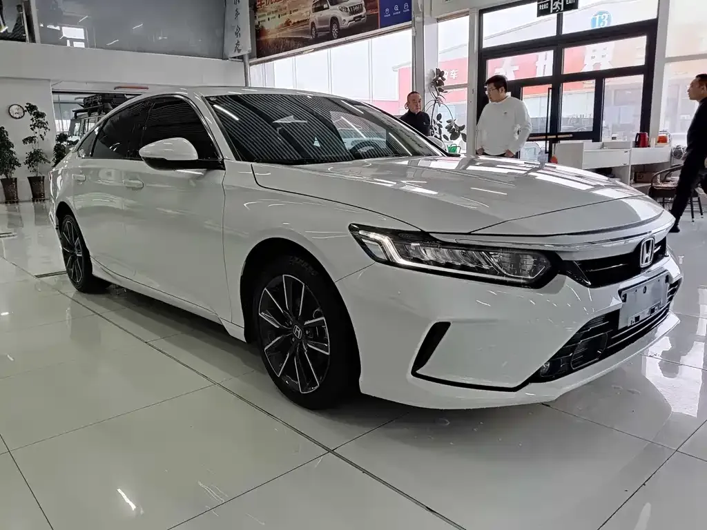 Honda Inspire — фото 9