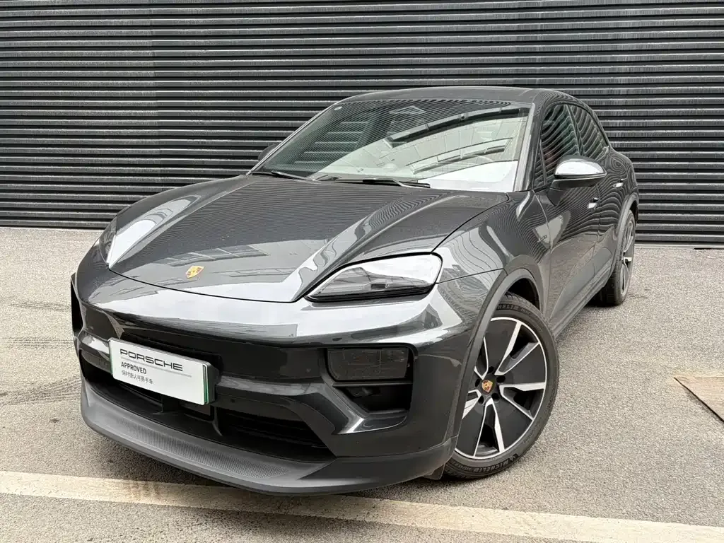 Porsche Macan EV — фото 1