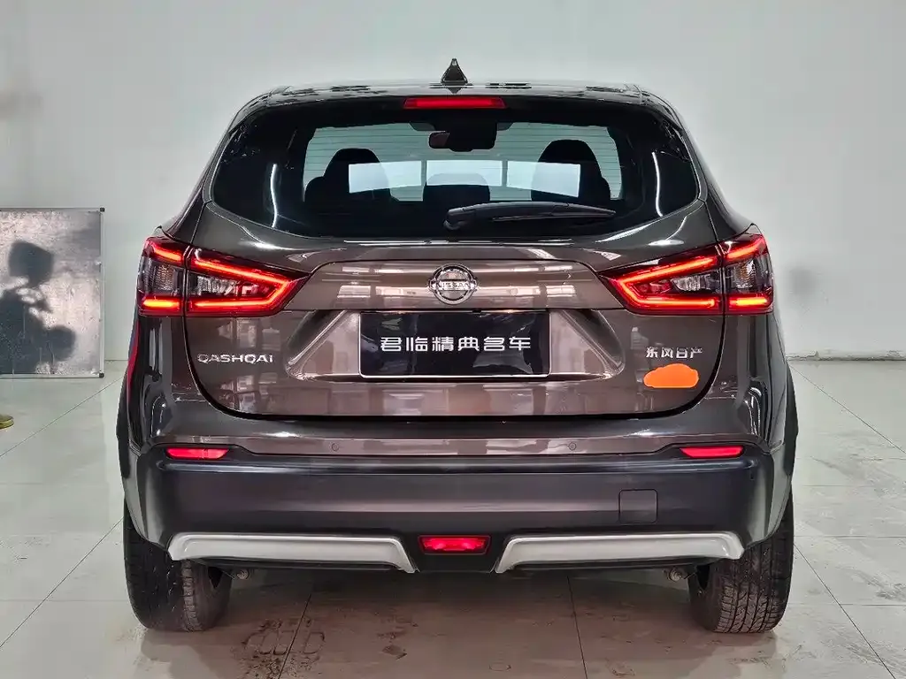 Nissan Qashqai — фото 2