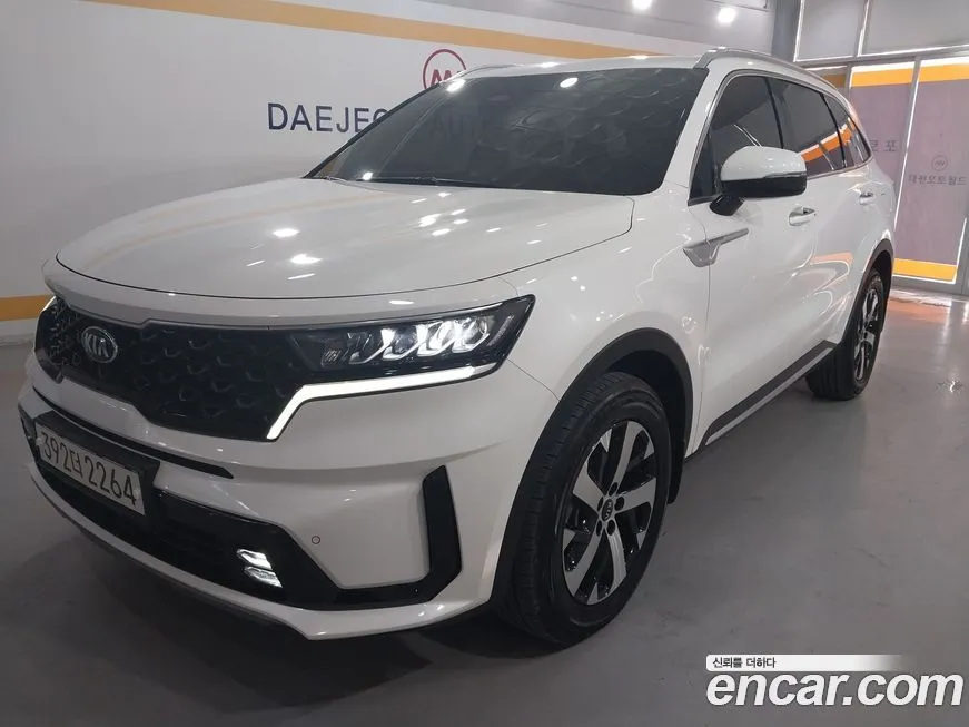 Kia Sorento — фото 1