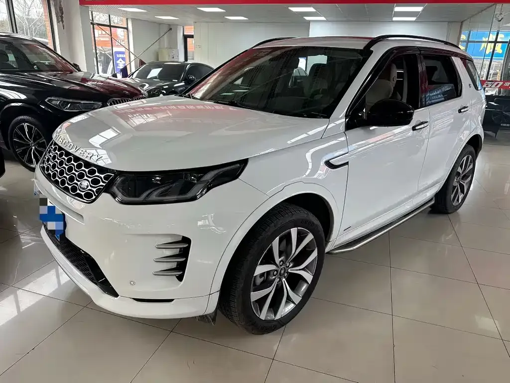 Land Rover Discovery Sport — фото 1