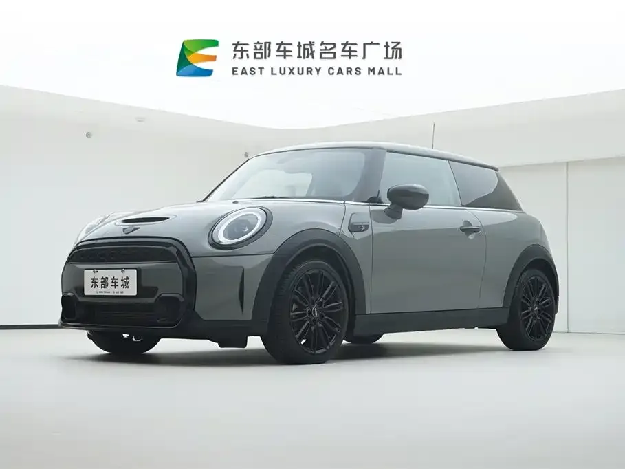 MINI Cooper (3-door) — фото 1