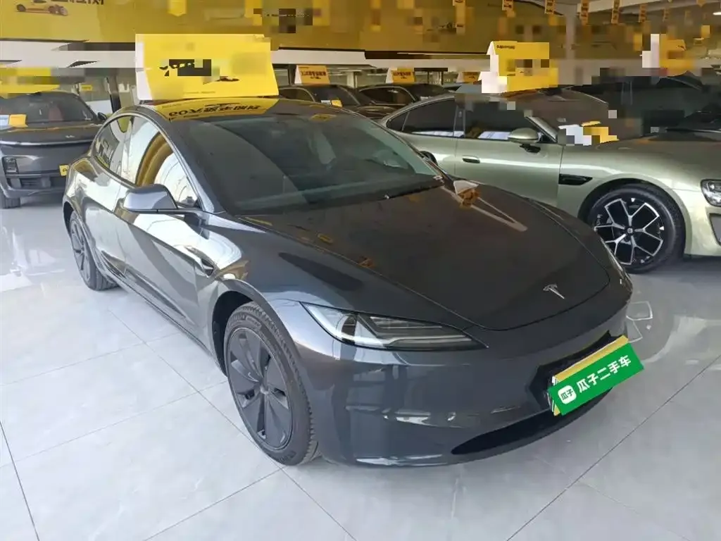 Tesla Model 3 — фото 4
