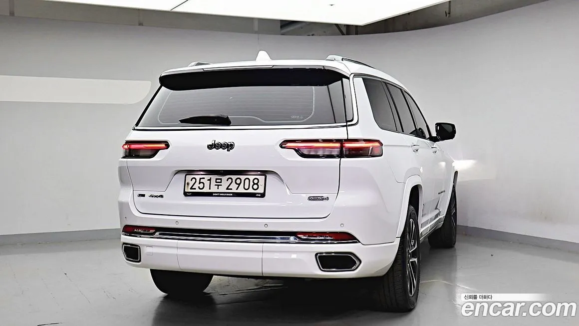 Jeep Cherokee — фото 4