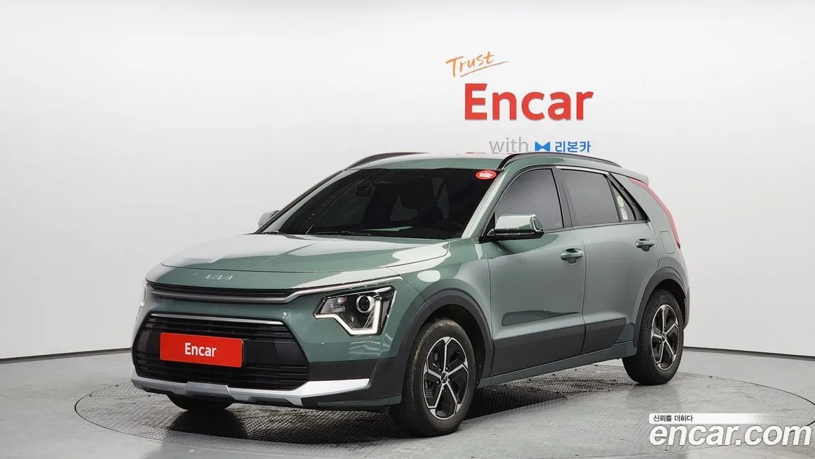 Kia Niro — фото 1