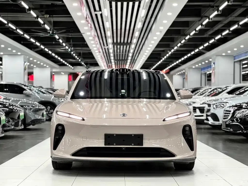 NIO ET5 — фото 2