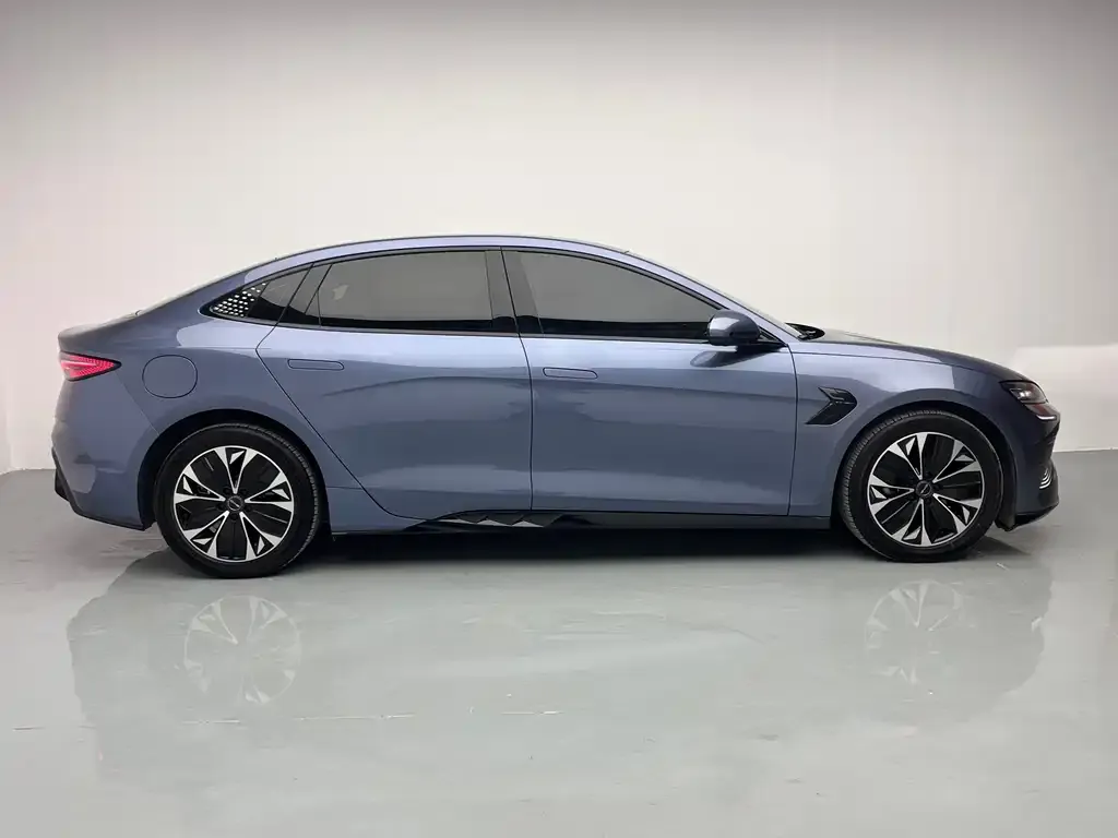 BYD Seal — фото 4