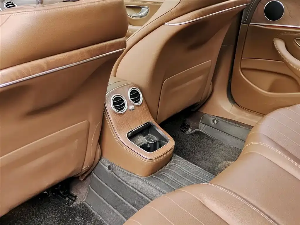 Mercedes-Benz E-Class New Energy — фото 5