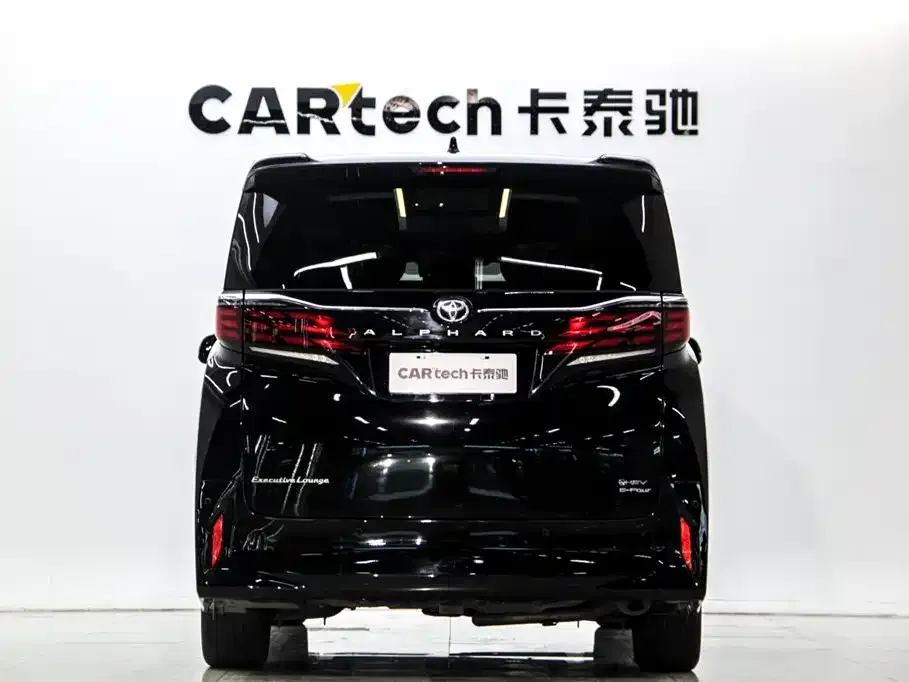 Toyota Alphard — фото 6