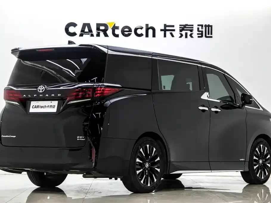 Toyota Alphard — фото 7