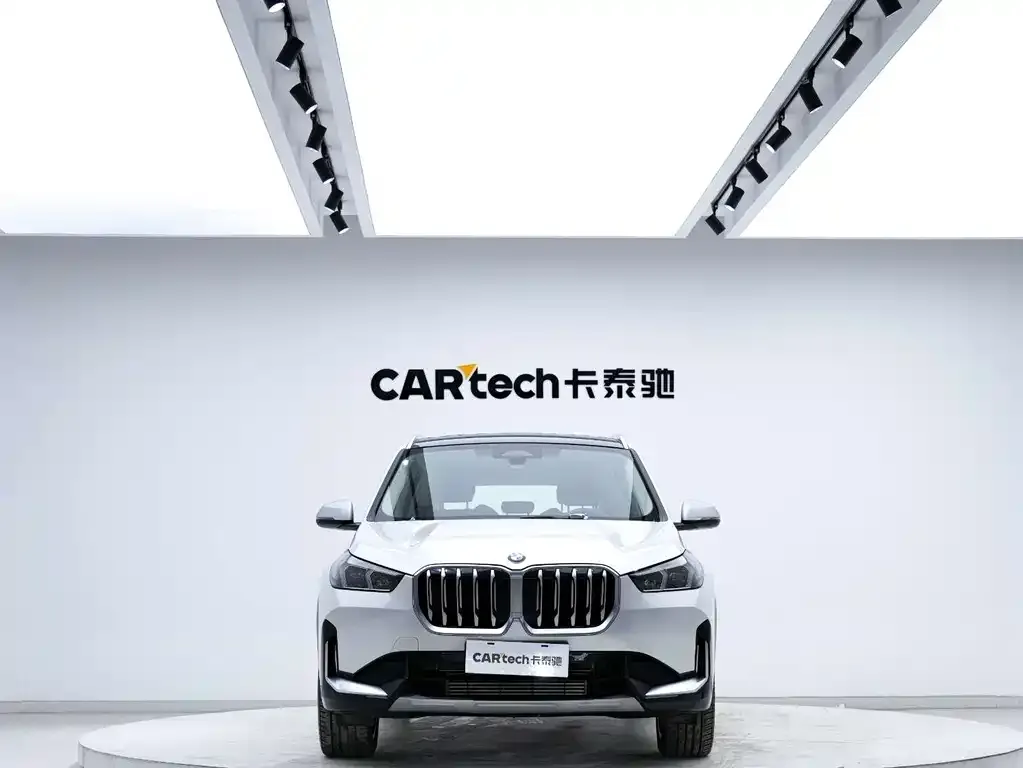 BMW X1 — фото 6