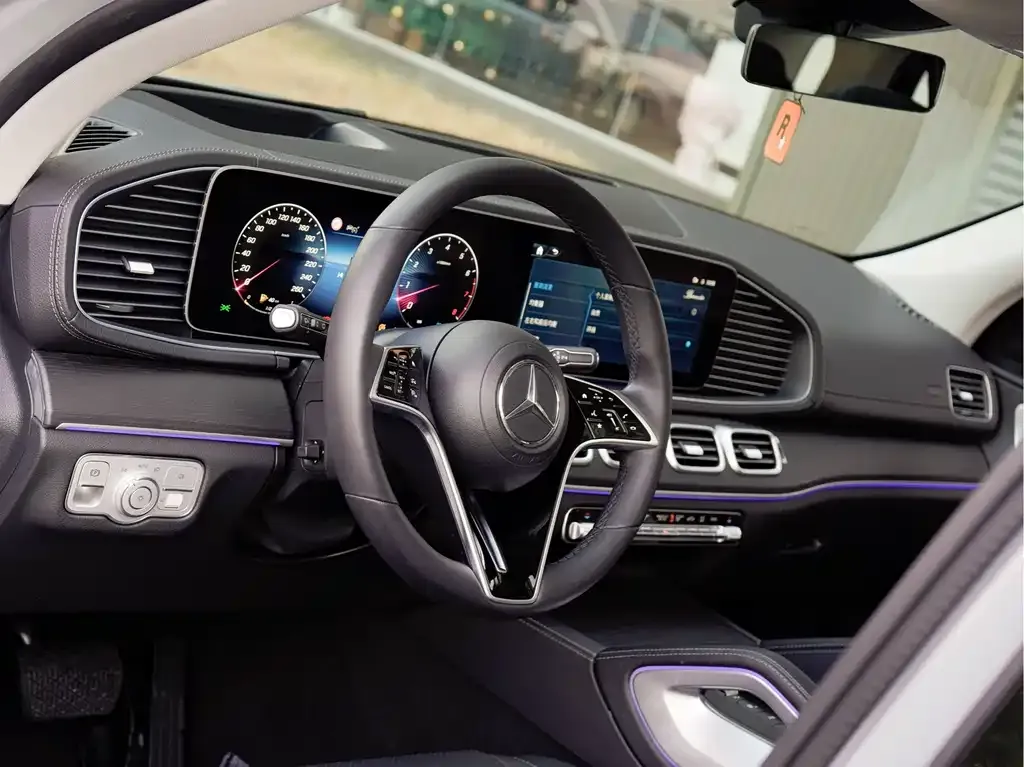 Mercedes-Benz GLE — фото 8