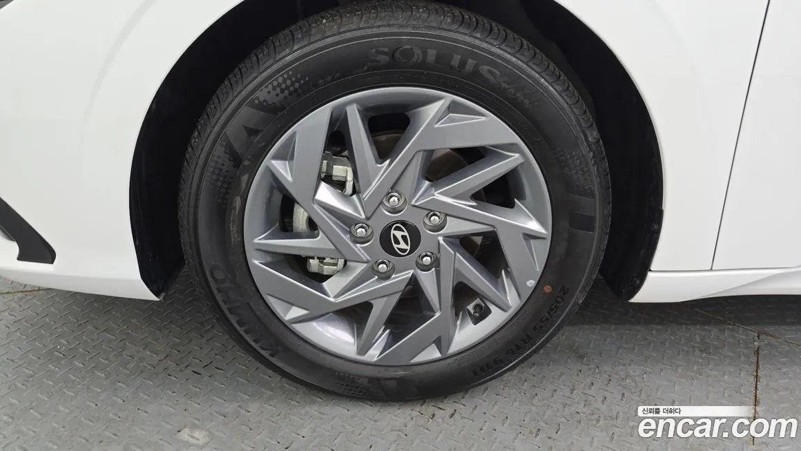 Hyundai AVANTE — фото 7