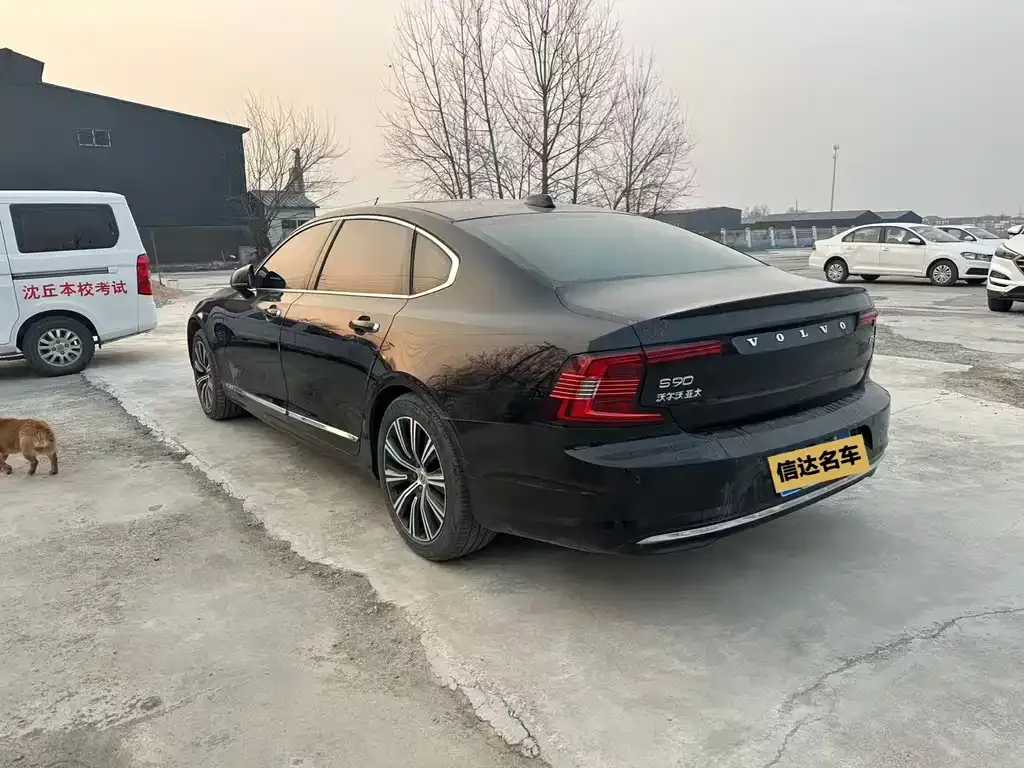 Volvo S90 — фото 2